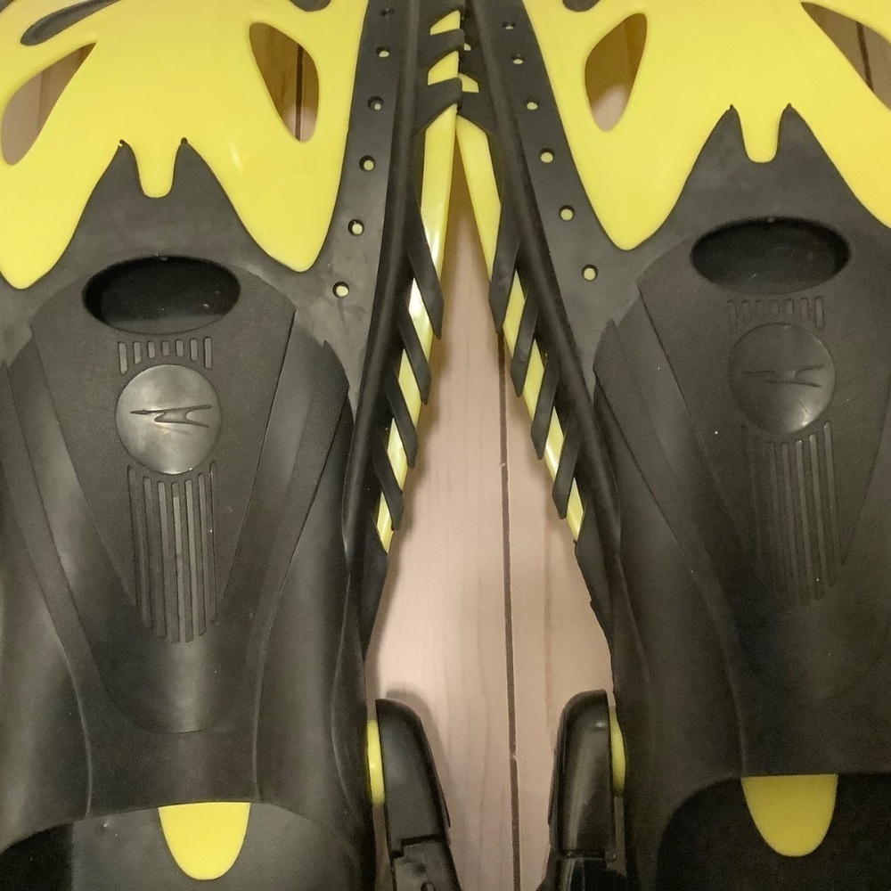 Scuba Fins - Picture 4 of 10